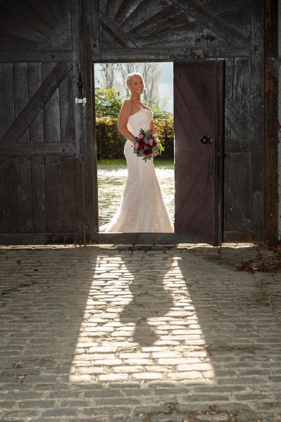 Braut kurz bevor der Trauung am Schloss Styrum